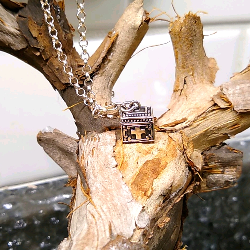 SILVER PRAYER BOX BRACELET